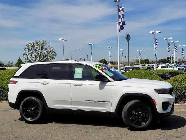 2024 Jeep Grand Cherokee Altitude 4x4