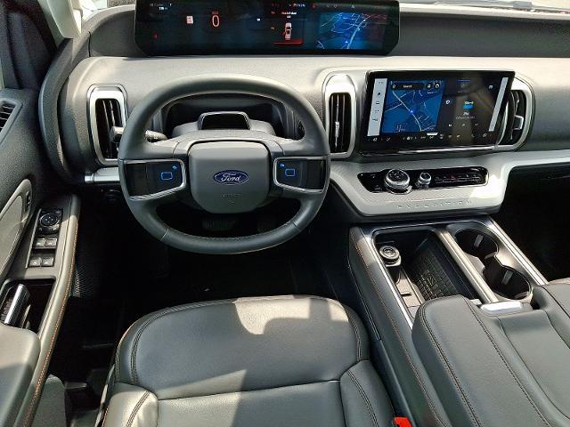 2025 Ford Expedition Active MAX