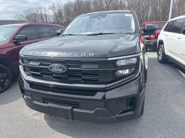 2025 Ford Expedition Active MAX