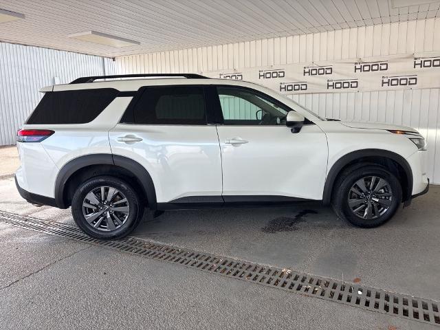 2024 Nissan Pathfinder SV 4WD