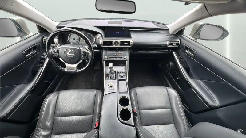 2016 Lexus IS 300 300