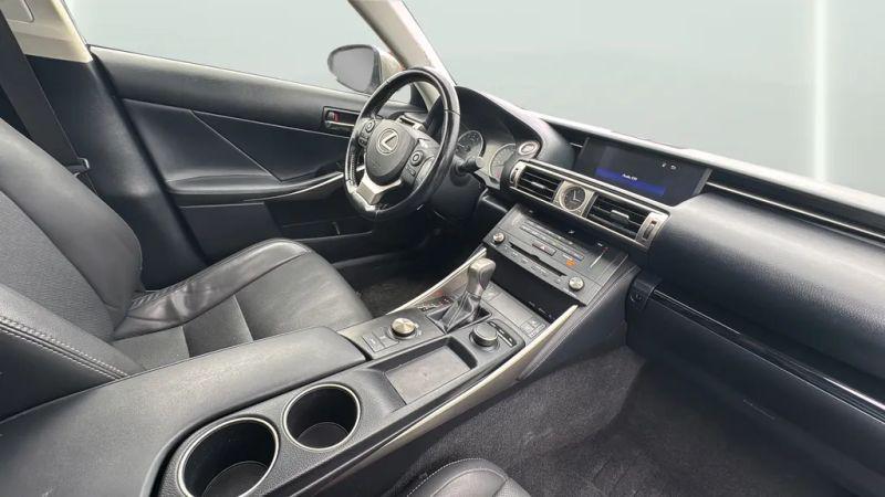 2016 Lexus IS 300 300