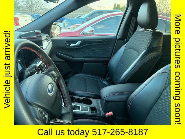 2023 Ford Escape ST-Line Select