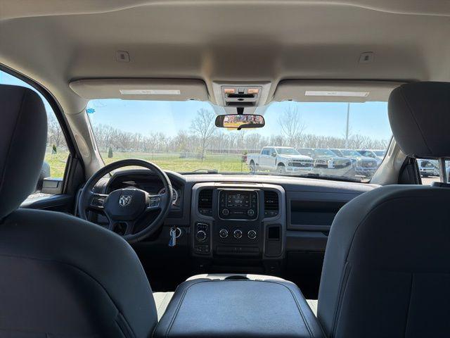 2020 Ram 1500 Tradesman Crew Cab 4x4 5'7" Box