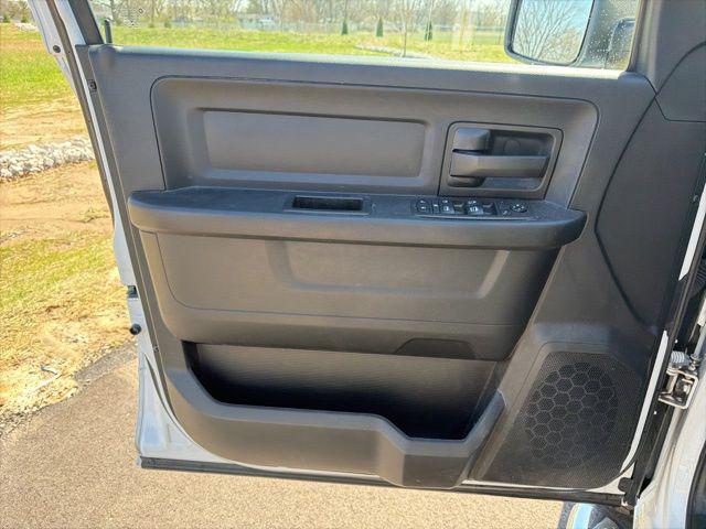 2020 Ram 1500 Tradesman Crew Cab 4x4 5'7" Box