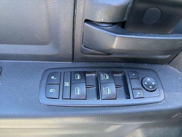2020 Ram 1500 Tradesman Crew Cab 4x4 5'7" Box