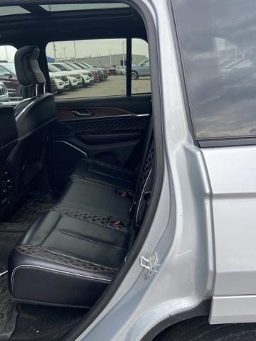 2022 Jeep Grand Cherokee Summit 4x4
