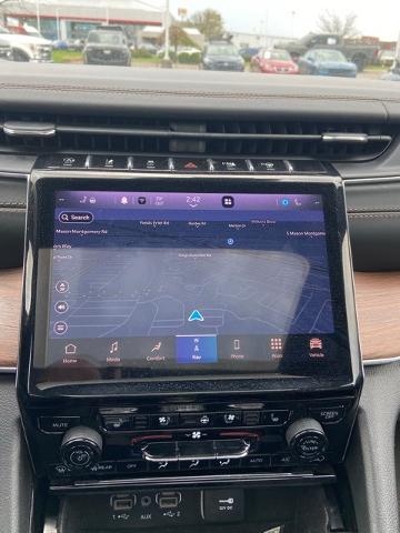 2022 Jeep Grand Cherokee Summit 4x4