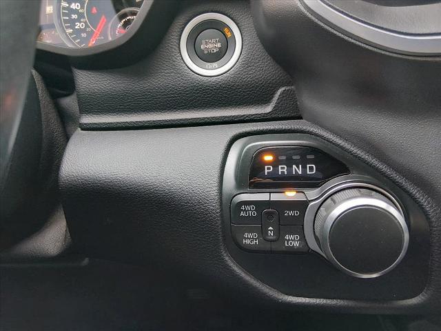 2019 Ram 1500 Big Horn/Lone Star Crew Cab 4x4 5'7" Box