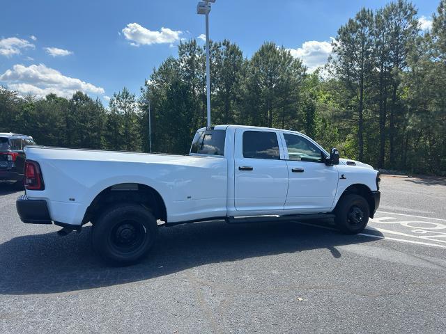 2025 Ram 3500 Tradesman Crew Cab 4x4 8' Box