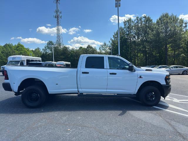 2025 Ram 3500 Tradesman Crew Cab 4x4 8' Box