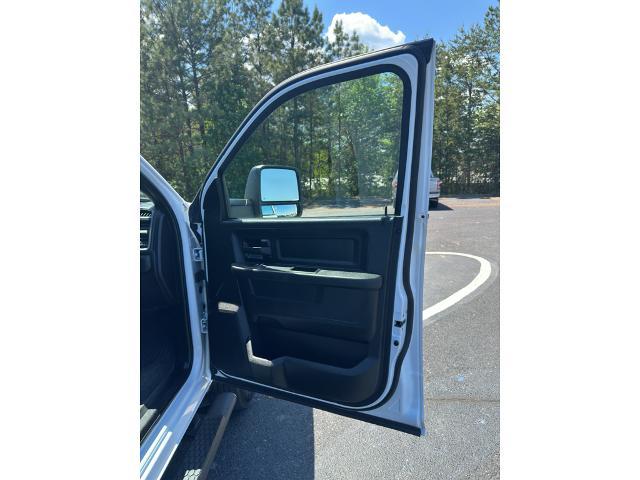 2025 Ram 3500 Tradesman Crew Cab 4x4 8' Box