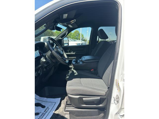 2025 Ram 3500 Tradesman Crew Cab 4x4 8' Box