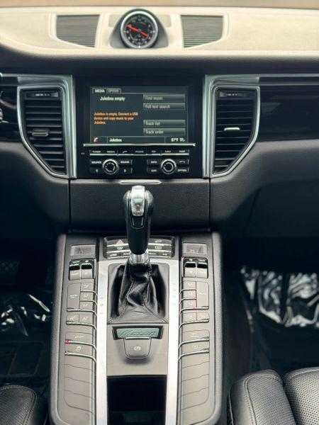 2016 Porsche Macan S