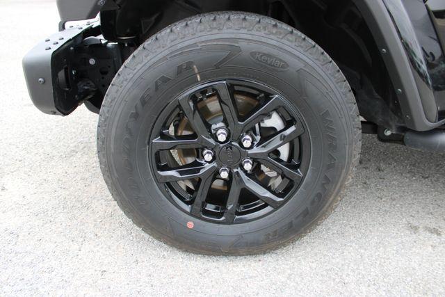 2023 Jeep Wrangler 4-Door Freedom 4x4