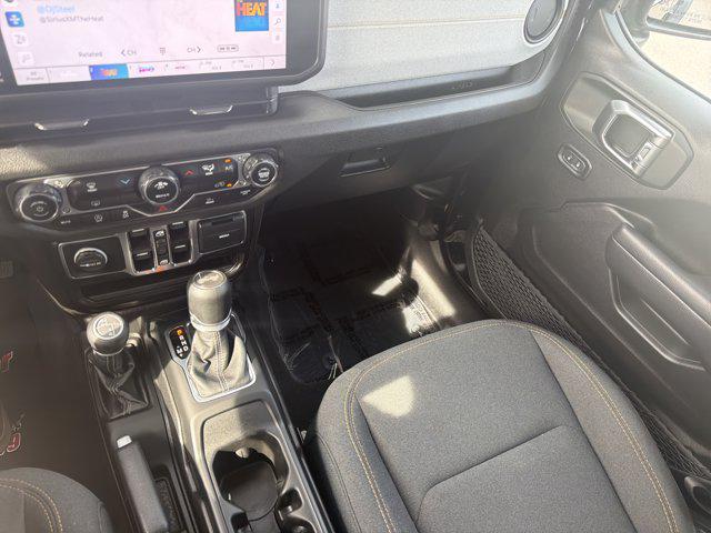 2025 Jeep Wrangler 4-Door Summit 4x4