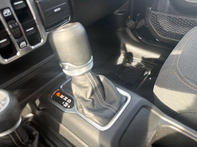 2025 Jeep Wrangler 4-Door Summit 4x4