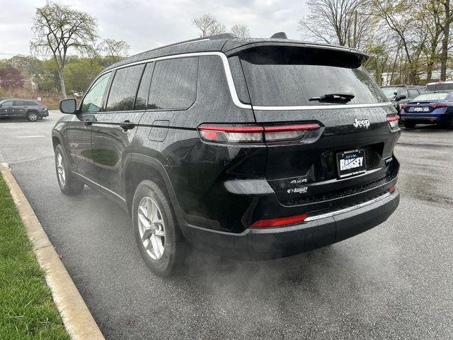 2023 Jeep Grand Cherokee L Laredo 4x4