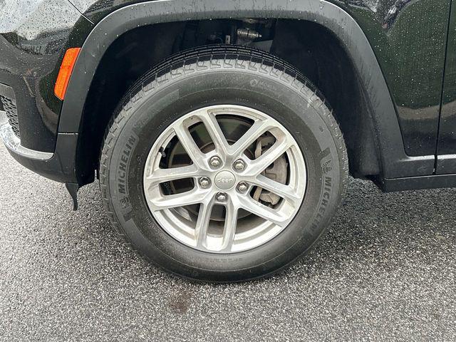 2023 Jeep Grand Cherokee L Laredo 4x4