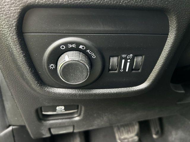 2023 Jeep Grand Cherokee L Laredo 4x4