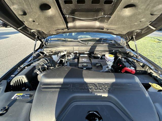 2024 Ram 2500 Laramie Crew Cab 4x4 6'4" Box