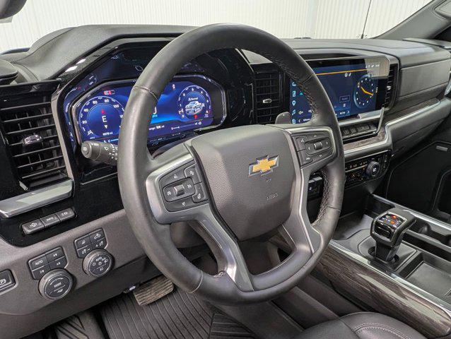 2025 Chevrolet Silverado 1500 4WD Crew Cab Short Bed LTZ