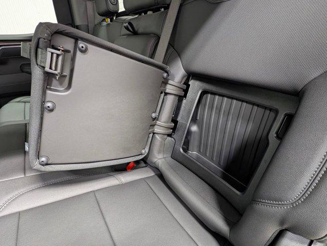 2025 Chevrolet Silverado 1500 4WD Crew Cab Short Bed LTZ