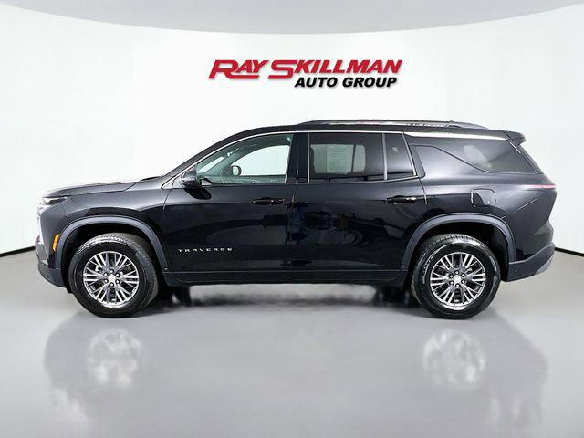2025 Chevrolet Traverse AWD LT