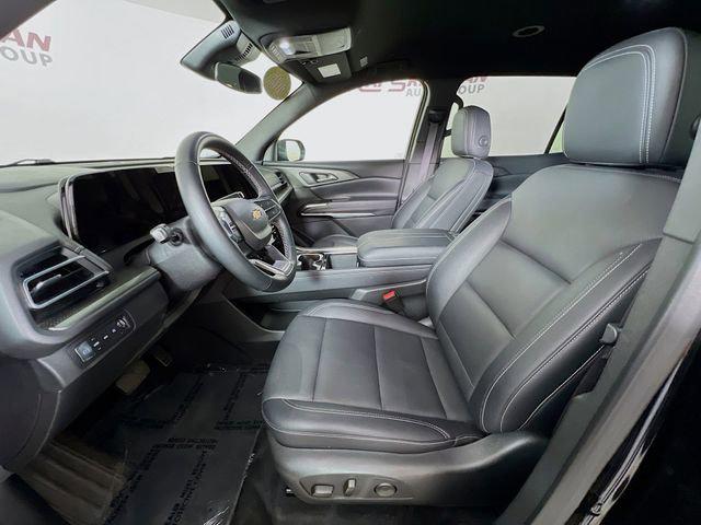 2025 Chevrolet Traverse AWD LT