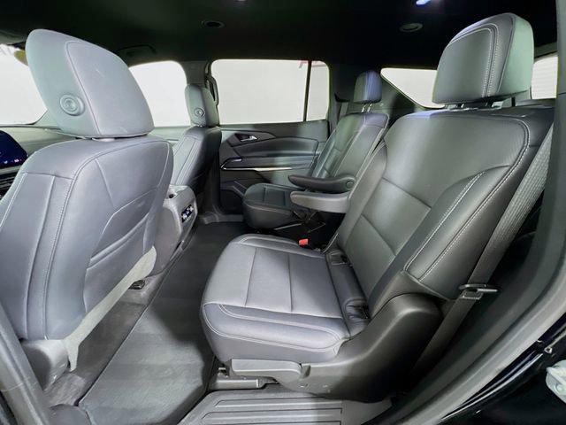 2025 Chevrolet Traverse AWD LT