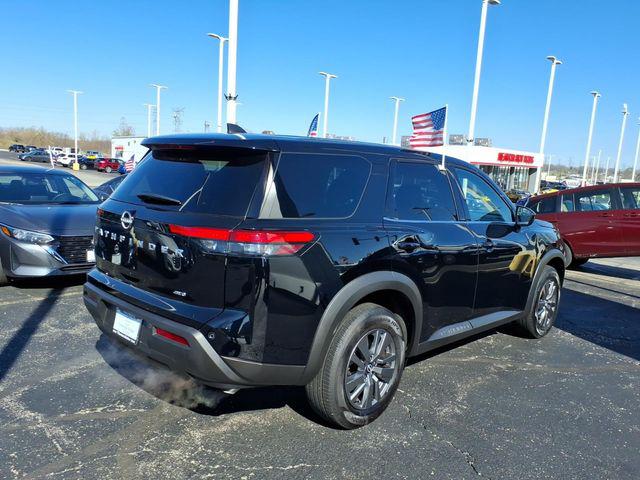 2025 Nissan Pathfinder S 4WD
