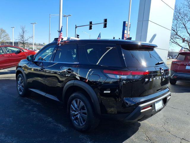 2025 Nissan Pathfinder S 4WD