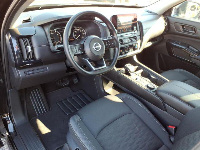 2025 Nissan Pathfinder S 4WD