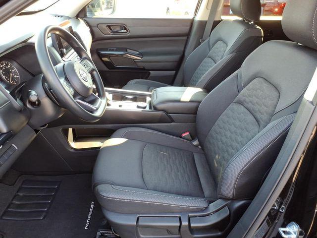 2025 Nissan Pathfinder S 4WD