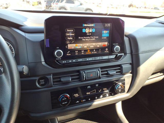 2025 Nissan Pathfinder S 4WD