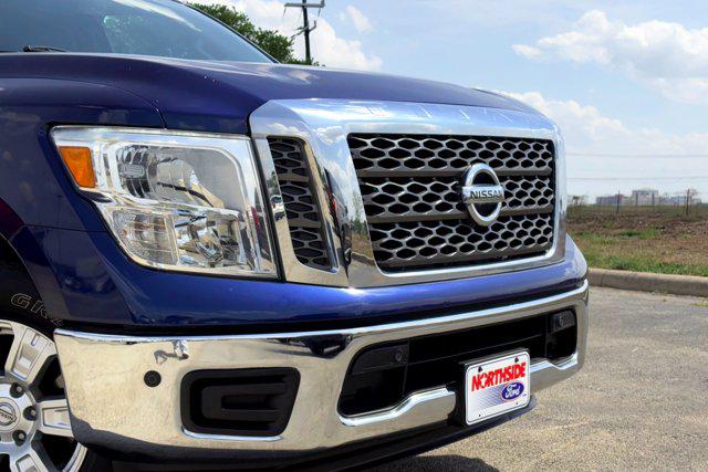 2018 Nissan Titan SV