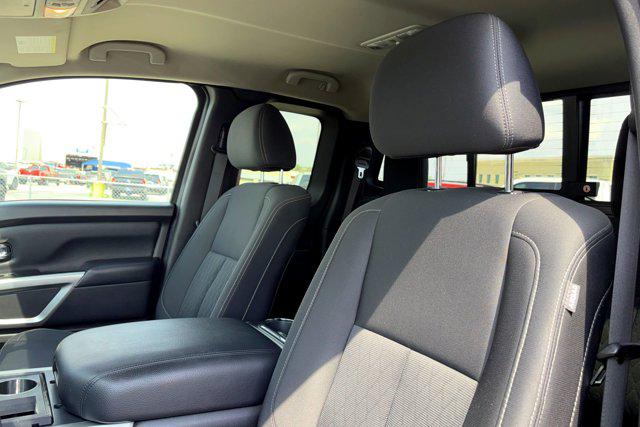 2018 Nissan Titan SV