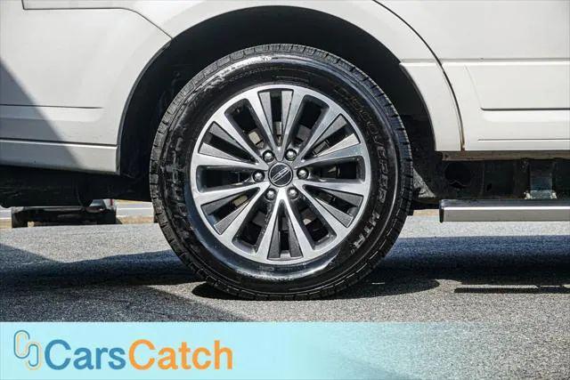 2016 Lincoln Navigator Select