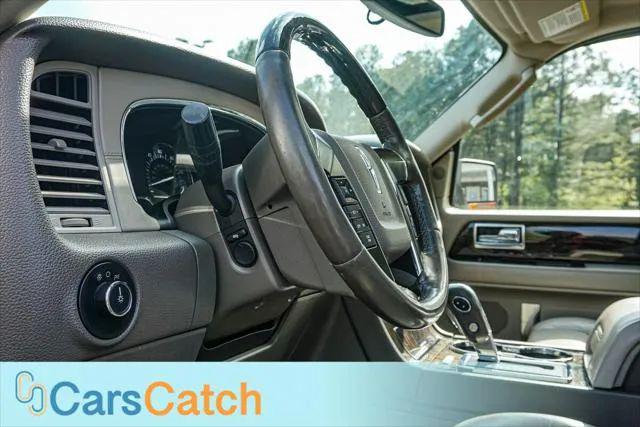 2016 Lincoln Navigator Select