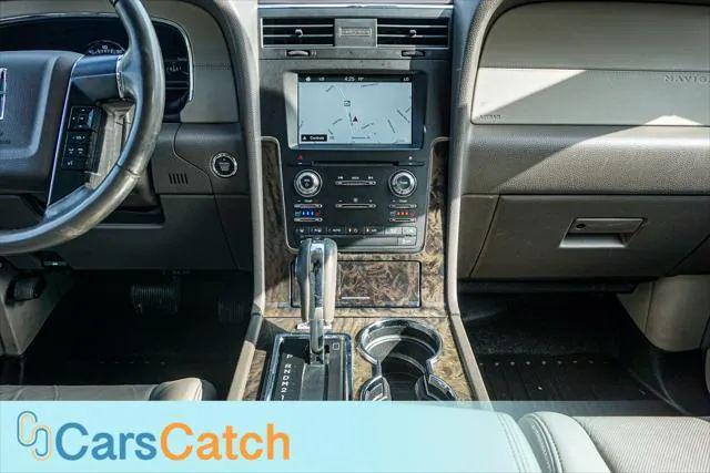 2016 Lincoln Navigator Select