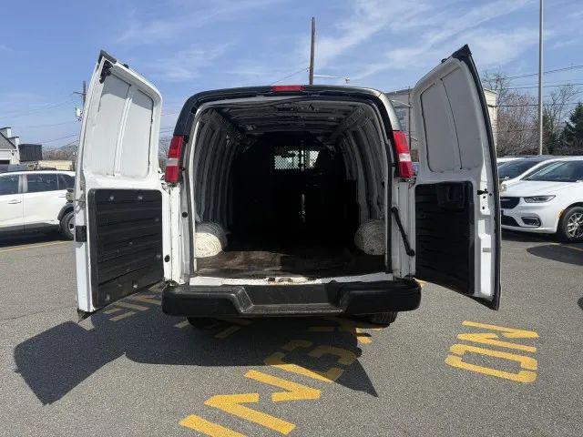 2021 Chevrolet Express Cargo Van RWD 3500 Extended Wheelbase WT