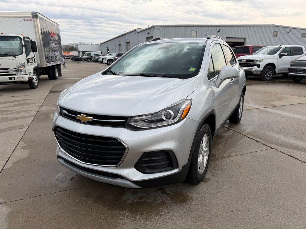 Silver Ice Metallic 2019 Chevrolet Trax LT AWD SUV / Crossover All-Wheel Drive 6-Speed Automatic