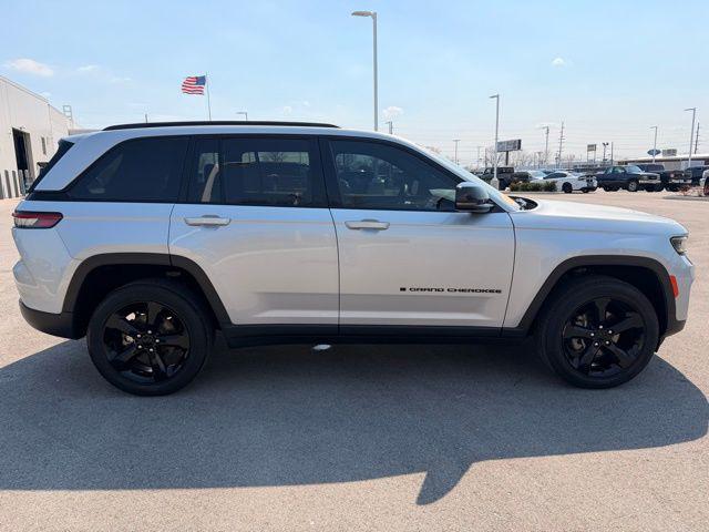2023 Jeep Grand Cherokee Altitude 4x4