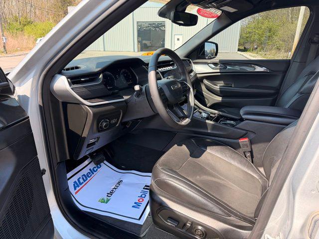 2023 Jeep Grand Cherokee Altitude 4x4
