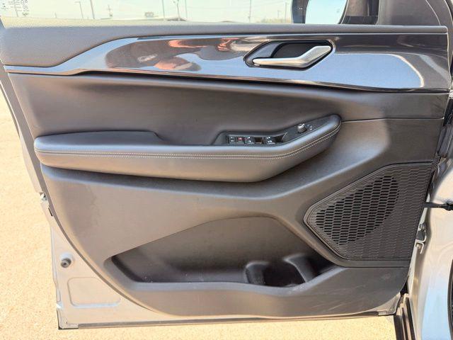 2023 Jeep Grand Cherokee Altitude 4x4
