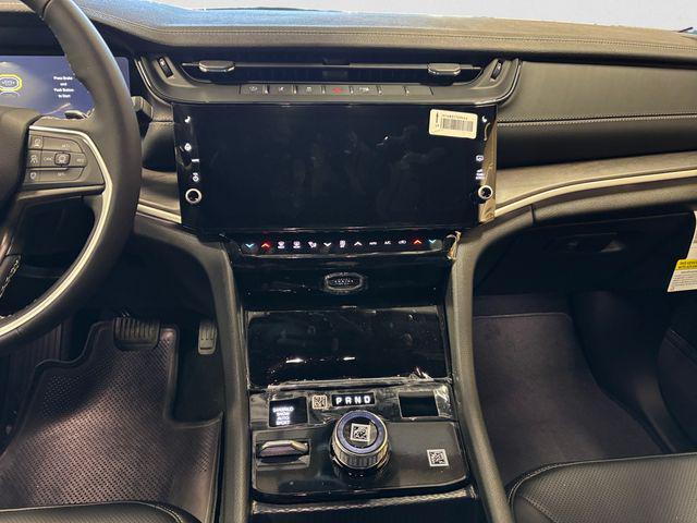 2026 Jeep Grand Cherokee L Limited 4x4