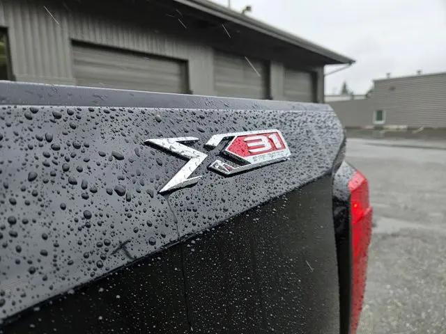 2023 GMC Sierra 1500 4WD Crew Cab Standard Box Elevation