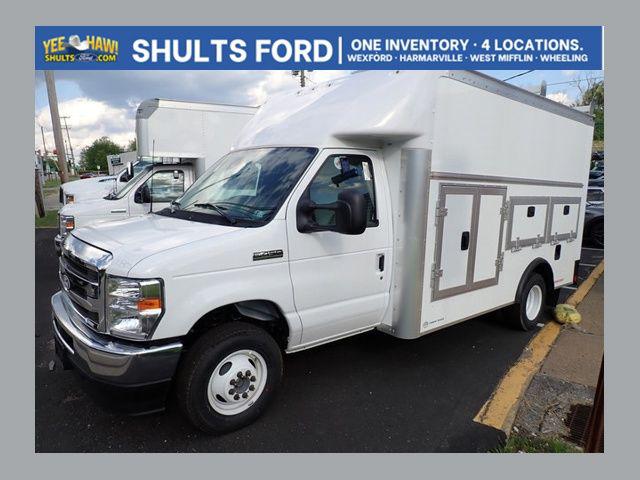 2027 Ford E-Series Cutaway Base for sale in  Pittsburgh, PA