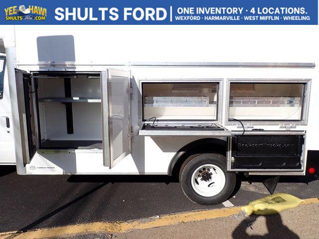 2027 Ford E-Series Cutaway Base