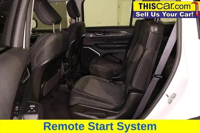 2022 Jeep Grand Cherokee L Laredo 4x2